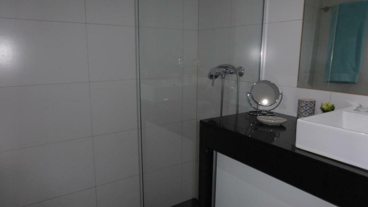 Beach Flat - Apartamento Praia Doca Do Cavacas Фуншал Екстер'єр фото