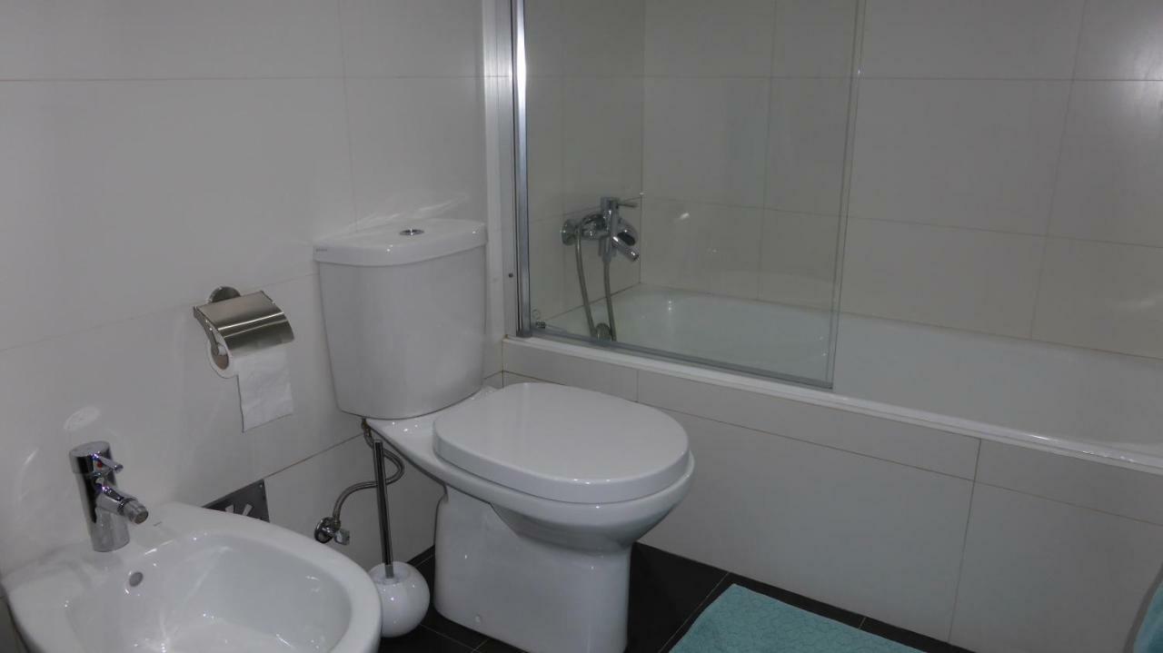 Beach Flat - Apartamento Praia Doca Do Cavacas Фуншал Екстер'єр фото