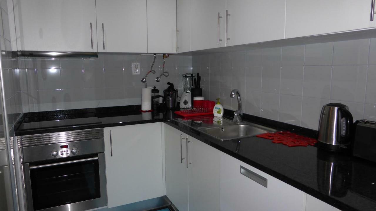 Beach Flat - Apartamento Praia Doca Do Cavacas Фуншал Екстер'єр фото